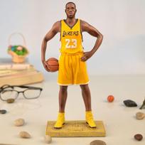 Decorative Star Figurine Lebron James Curry Harden Irving Resin Collectible geltona