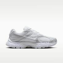 Nike V5 Rnr White/ White-Black-Metallic Silver - Dydis 40 (HQ7901-101 Laisvalaikio batai)