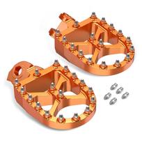 For KTM 690 Enduro R SMC R 2008-2024 Motorcycle Foot Pegs Footrest 690 950 990 Supermoto R 1050 1090 1190 1290 Adventure R S T oranžinė