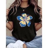 Plus Size - Plus Size - A Vibrant Retro Tropical Style Featuring Hibiscus Flower Patterns, S juoda