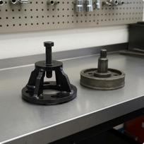 Wheel Hub Puller Heavy Duty Axle Tool High Strength Steel Versatile Removal for