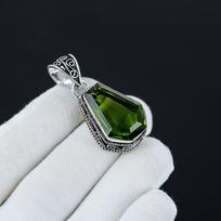 Kapsulės formos peridoto pakabukas, 925 svarų sterlingų sidabro pakabukas, Rankų darbo pakabukas, Peridoto kapsulės akmens papuošalas, Sidabro papuošalai moterims, Dovana 1.77 žalia