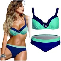 Dalių bikini maudymosi kostiumas moterims, viršutinė ir apatinė dalys, didelis dydis XXXL. Dalių bikini maudymosi kostiumas moterims, viršutinė ir apatinė dalys, didelis dydis XL.