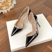 2025 spring and autumn new nude pointed head light mouth fine heel versatile not tired feet women's rivet professional single shoes 34 juoda