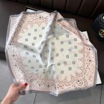 Aukštos kokybės prabangūs šilko šalikai galvos juosta Šalikai Kaklo Šalikas Moterims Grandinė Šilko Šalikas Moteriška dekoratyvinė skara 70*70cm