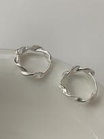 Su Chuang S925 Sterling Silver Mobius Ring Earrings: Elegant, Simple, High-End Ear Cuffs for Women. S925 Silver