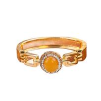 Colorfast Ceramic Beeswax Inlaid Bracelet: High-End Retro Design for Women