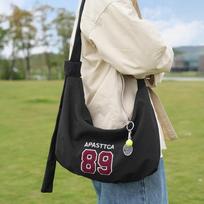 New Korean simple hand-carried dumpling bag fashion commuter messenger bag leisure sports contrasting color shoulder women's bag juoda