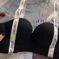 Stylish Black Seamless Bra With COMFORT Letter Straps And Support S juoda