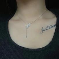 Elegant Personalized Pig Nose Diamond Necklace - Trendy Clavicle Chain for Women, Fashionable Sweater Accessory, Internet Celebrity Style.