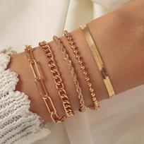 Gold Multi-Layer Bracelet: Elegant and Versatile auksas