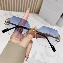 New Vintage Sun Glasses Female Circular Oculos De Sol for Male Metal Eyeglass Legs Polygon Eyeglasses Women Men Ellipse Sun Glasses MULTI