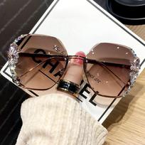 New Borderless Square Sunglasses Women's Brand Designer Fashion Sun Glasses Women Outdoor Driving Eyewear UV400