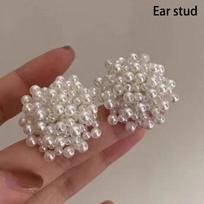 Gentle White Pearl Flower Stud Earrings High-end Feeling Ear Clip For Women Temperament Wedding Party Jewelry Accessories Gifts