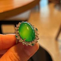Nefrito žalia Ledo spalvos Šviečiantis Natūralus Chrysoprase Žiedas Agato Žiedas Realus Kadras green