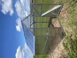 Šlaitinis šiltnamis LEON 2x3 su 6mm danga