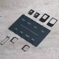uniq Sim Adapter Traveller Kit 7-in-1 Organizer