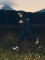 Vyriška žygio striukė su Primaloft Silver kamšalu - juoda