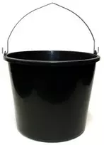 Plastikinis kibiras, su rankena, juodos sp., 16 l