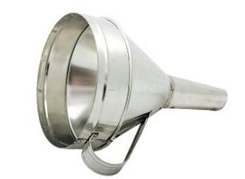 Metalinis piltuvėlis su sieteliu 15,5cm