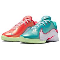 Nike LeBron 22 EP 'Christmas' Men's HV5147-600 EU 42