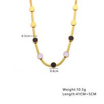 European Style Geometric Black & White Mother-of-Pearl Pendant Necklace auksas