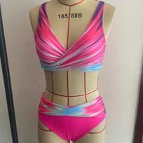Year split bikini, European and American cross sexy women's swimsuit S rožinė raudona spalva