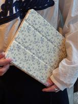 Blue Floral Tri-Fold Tablet Case for iPad Mini 6 & iPad Pro iPad mini 6/7 (8.3 inches)
