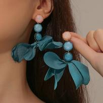 Red Bow Earrings: High-End Retro Hong Kong Style Bridal and Evening Accessories