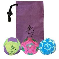 Set of 3 Retro Style Foot Shuttlecock Sandbags 6cm Diameter with Drawstring Storage Bag for Outdoor and Indoor Play One Size