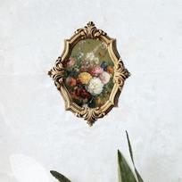 Photo Frame Resin Picture Vintage Design Art Crafts Collections Holder Wall Decoration beige