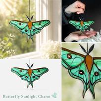 Stained Glass Butterfly Window Hanging Decorative Suncatcher with Intricate Acrylic Design and Unique Wing Pattern for Indoor Display one size žalia