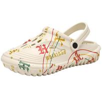 Men Closed Toe EVA Clogs Soft Sole Summer Beach Sandals Breathable Non Slip Casual Garden Shoes for Outdoor Use 38