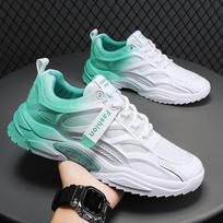Gradient Men Sneakers Breathable Mesh Running Shoes Tenis Masculino 2024 Fashion Comfortable Lace Up Casual Men Vulcanized Shoes 39 žalia