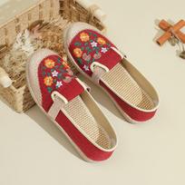 Hand-woven Cloth Shoes for Women Chinese Ethnic Embroidery Style Flat Slip on Breathable Soft Insole Casual Shoes Flower Zapatos 35
