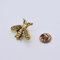 New Rhinestone Bee Brooch for Women Pearl Insect Lapel Pins Fashion Hijab Pin and Brooches Jewelry Corsage Clothing Accessories