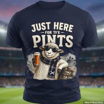 Just Here for the Pints Scotland T-Shirt, Funny Soccer Tee, Scottish Football Fan World Cup 2026 Gift 2XL