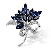 Elegant Crystal Floral Brooch with Luxurious Design