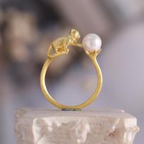 Light Luxury Elegant Pearl Cats Jewelry Sets Exquisite Ancient Gold Craftsmanship Art Earrings For Women Ring Necklace