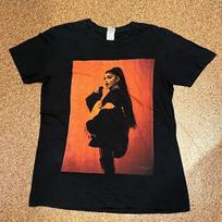 Ariana Grande Graphic T-Shirt M Black Pop Music Tour Vintage Look Japan Sourced XL