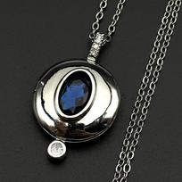 Vintage Blue Oval Gemstone Locket Necklace For Women Gold Color Round Photo Locket Pendant Neck Female Elegance Jewelry