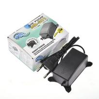 2W akvariumo deguonies siurblys, itin tylus, energiją taupantis, žuvų auginimo oro siurblys su neslystančiu pagrindu Flat plug