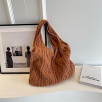 Lazy Wind Twist Knitted Wool Bag Women's 2026 New Retro Niche Shoulder Bag Simple Commuter Tote Bag