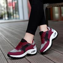 Soft Mesh Women Fashion Casual Vulcanized Sneakers Breathable Lightweight Comfort Walking Shoes for Women Daily Outdoor Wear 35 raudona