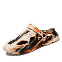 Men's Summer Breathable Hollow Clogs: Non-slip, Dual-use Closed-toe Beach Slippers 44 geltona/juoda