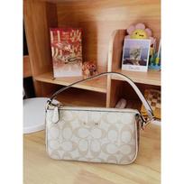 New mahjong bag Classic presbyopia armpit bag Stylish and simple portable small square bag Shoulder bag size: 19*5*11.5cm