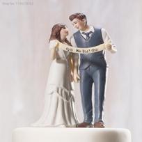 Arrival Wedding Romantic Bride and Groom Toppers Couple Figurine Marriage Funny Cake Topper for Wedding Cupcake Decoration