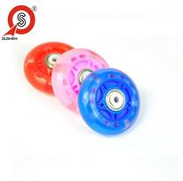 Glitter Luminous Transparent PU Wheels for Roller Skates, Inline Skates, & Skateboards - Crystal Design, Size 70x24/64x24 70mm geltona