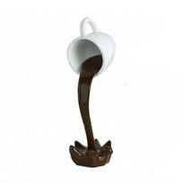 High-end 3D Floating Spilling Coffee Cup Resin Craft Decorative Coffee Cup Ornaments Suspended Cup Sculpture Desktop
