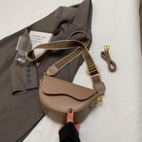 High quality retro style high feeling shoulder bag new fashion summer and winter women's armpit shoulder bag chaki